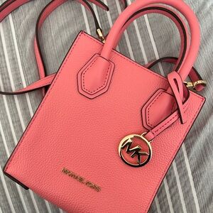Michael Kors Mercer Extra-Small / Mini Pebbled Leather satchel purse / bag